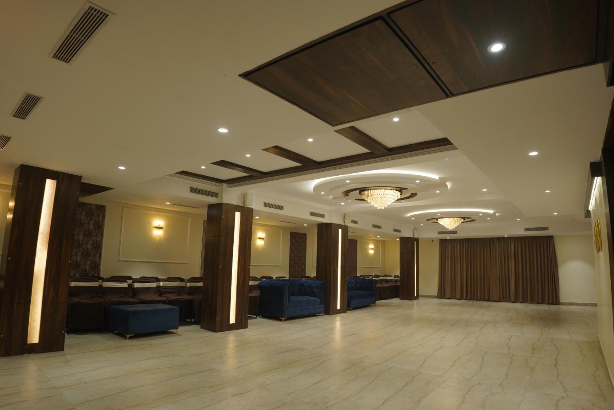 Hotel The Pride Jamshedpur Exterior foto