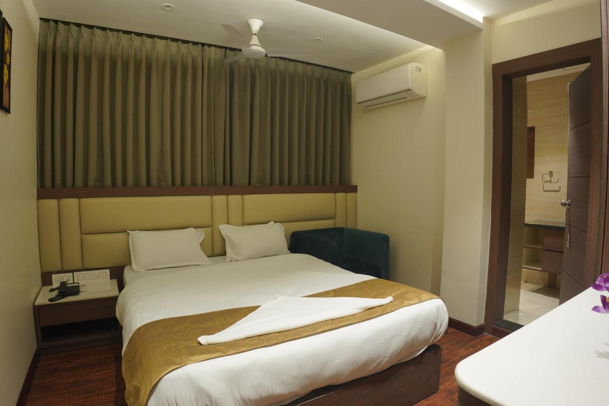 Hotel The Pride Jamshedpur Exterior foto