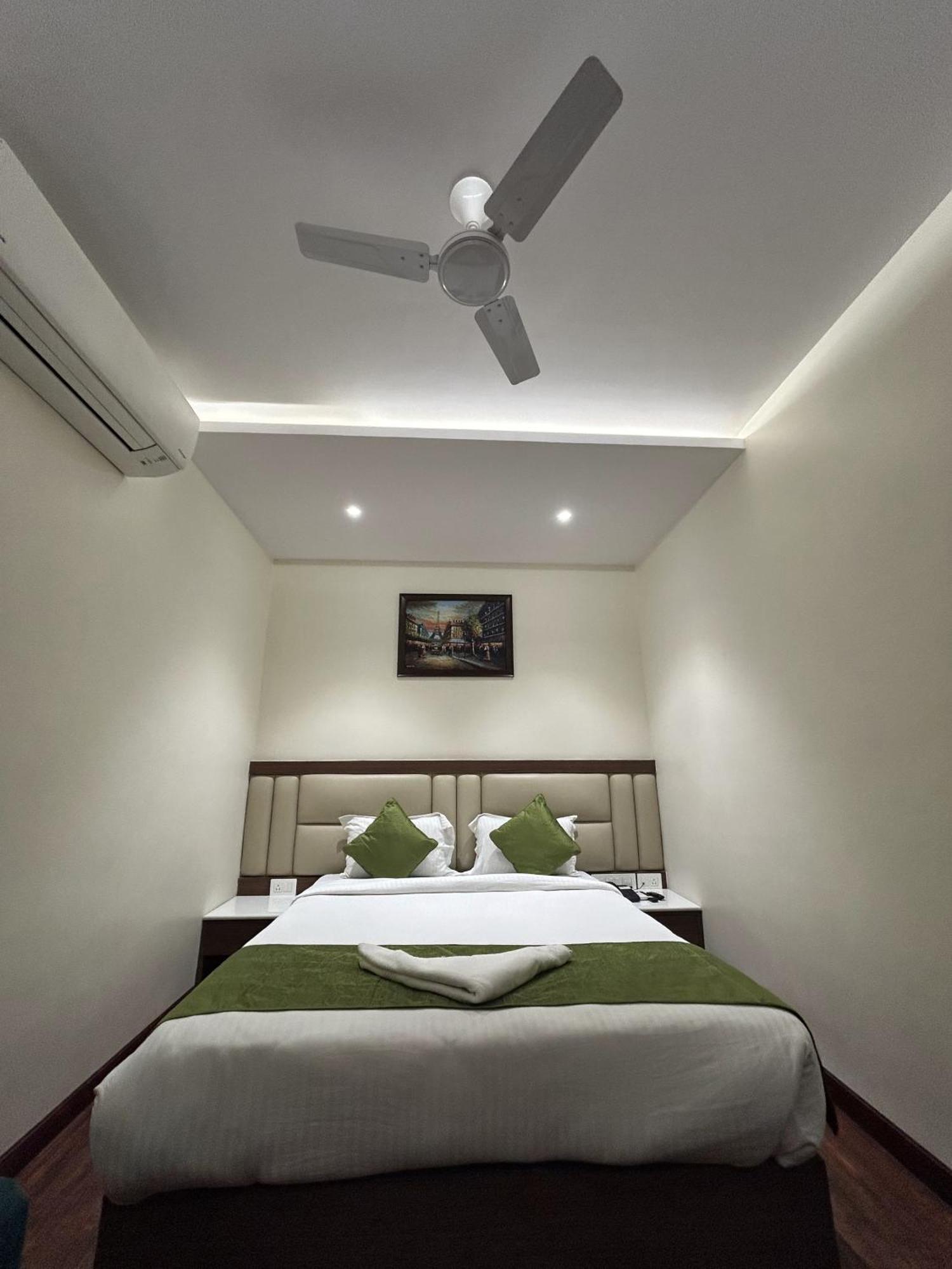 Hotel The Pride Jamshedpur Exterior foto